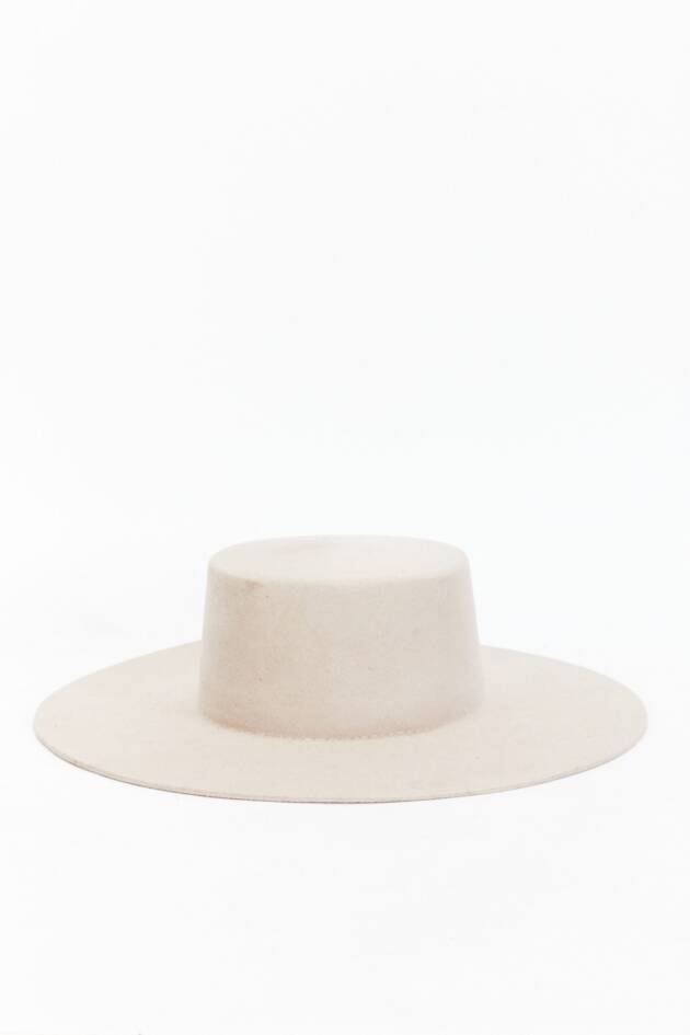 MARIA CHER SOMBRERO TIERRA GRIS