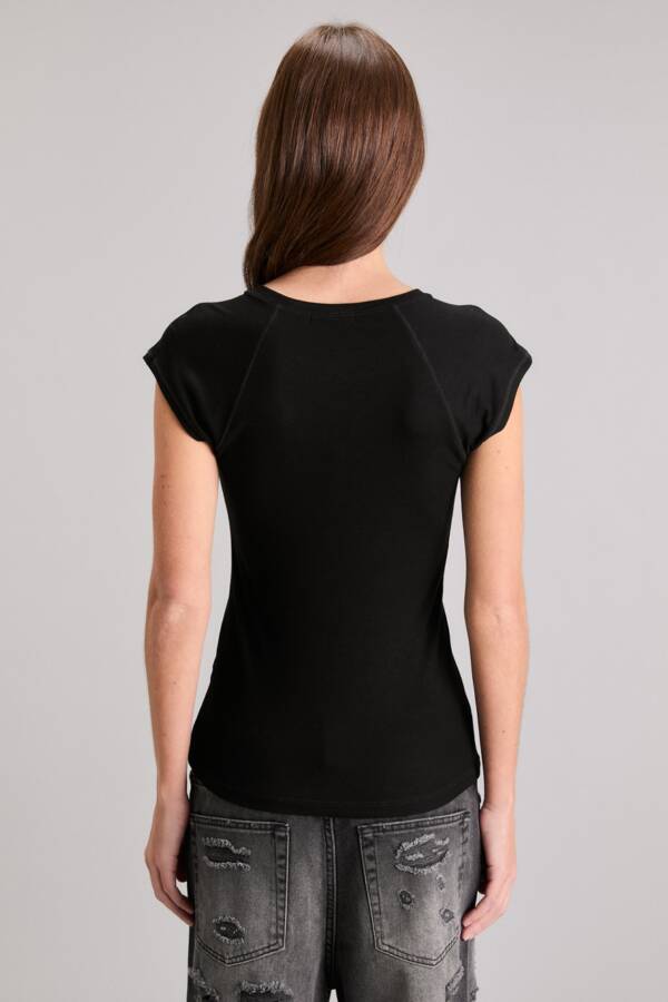 KOSIUKO REMERA SMOKE LINGER - Image 2