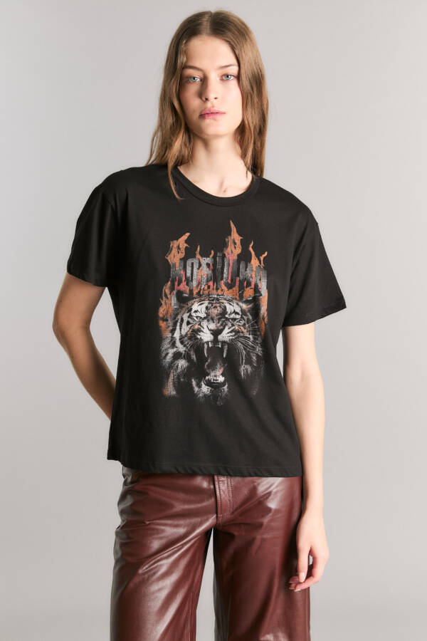 KOSIUKO REMERA TIGER FIRE - Image 3