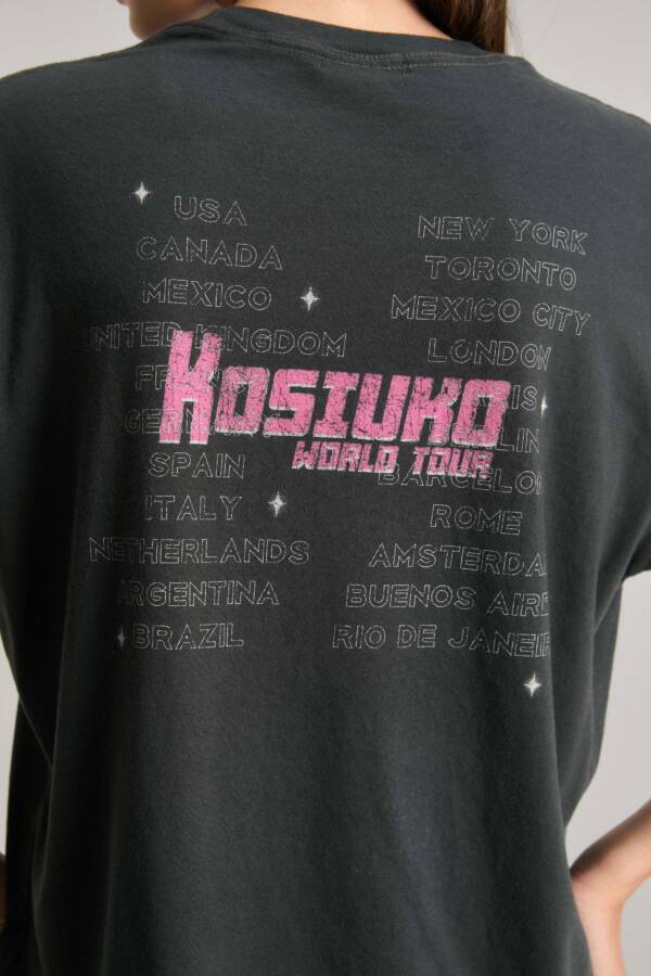 KOSIUKO REMERA WORLD TOUR - Image 2