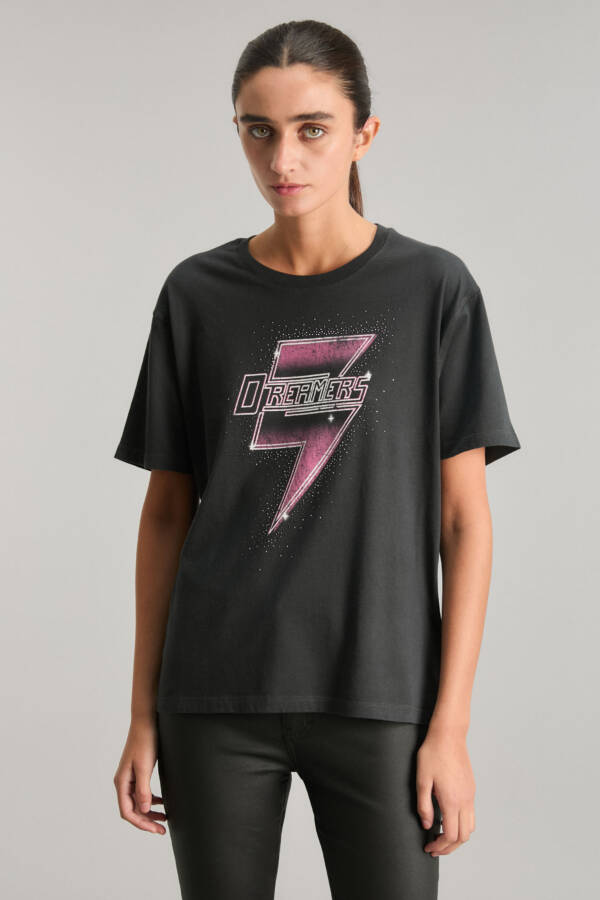 KOSIUKO REMERA WORLD TOUR - Image 3