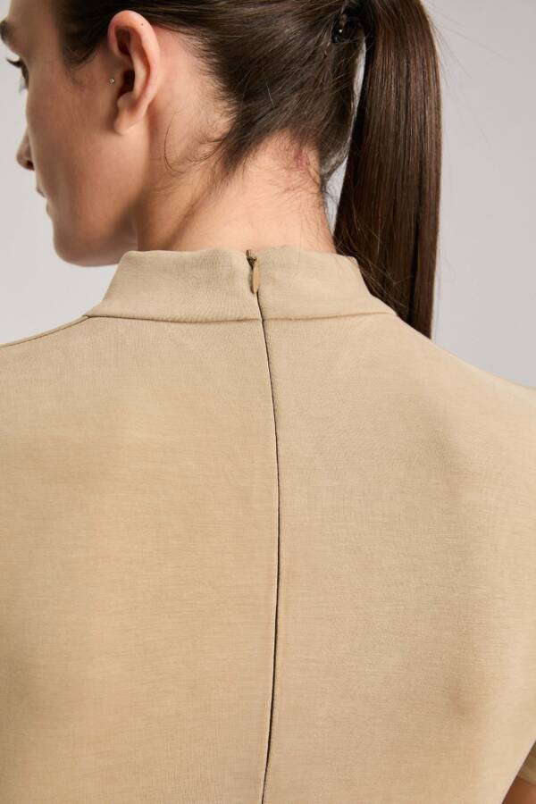 KOSIUKO VESTIDO MINIMAL - Image 2