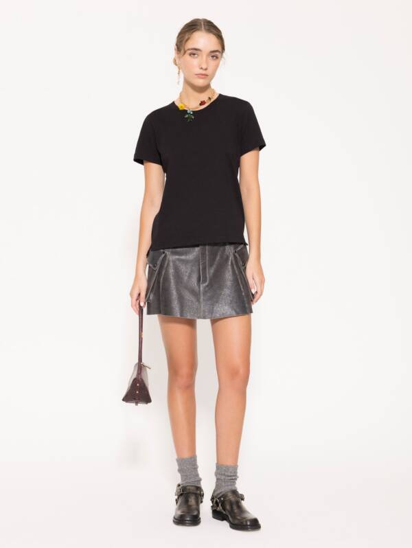 JAZMÍN CHEBAR REMERA MUMI