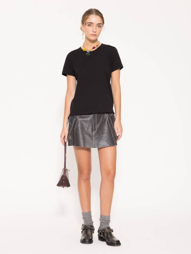 JAZMÍN CHEBAR REMERA MUMI