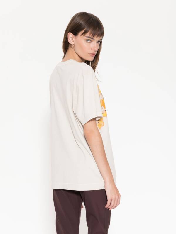 JAZMÍN CHEBAR REMERA LOVER - Image 4