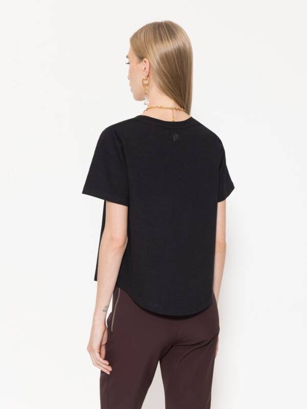 JAZMÍN CHEBAR REMERA TAYLOR - Image 4
