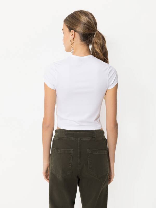 JAZMÍN CHEBAR REMERA ADE - Image 4