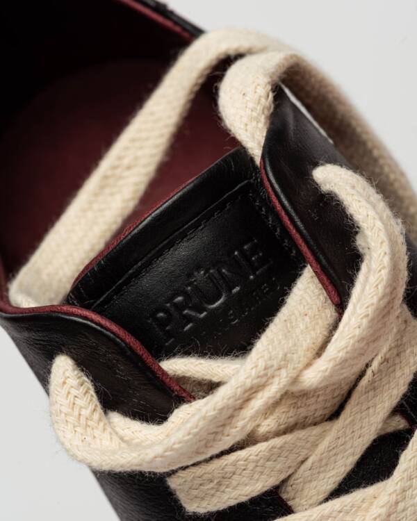 PRÜNE SNEAKER EIMI EN CUERO LISO - Image 4