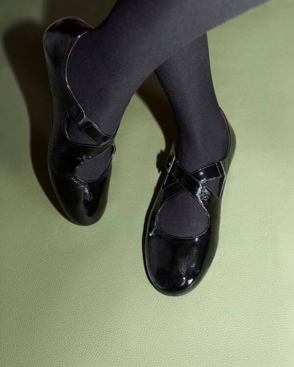 PRÜNE BALLERINA LEIA EN CUERO GLOSS - Image 2