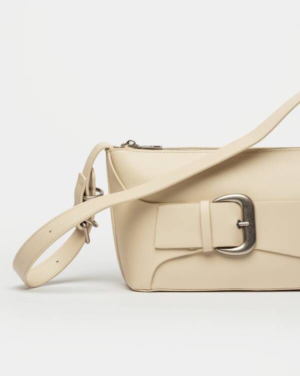PRÜNE CARTERA AL HOMBRO SELVA EN EFECTO CUERO - Image 3