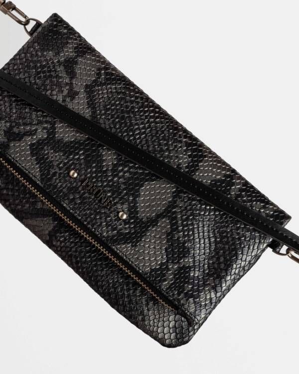 PRÜNE MINI BAG HONEY EN CUERO SNAKE PRINT METALIZADO - Image 3