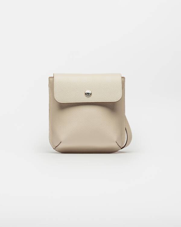 PRÜNE MINI BAG LIANA EN CUERO GRANEADO