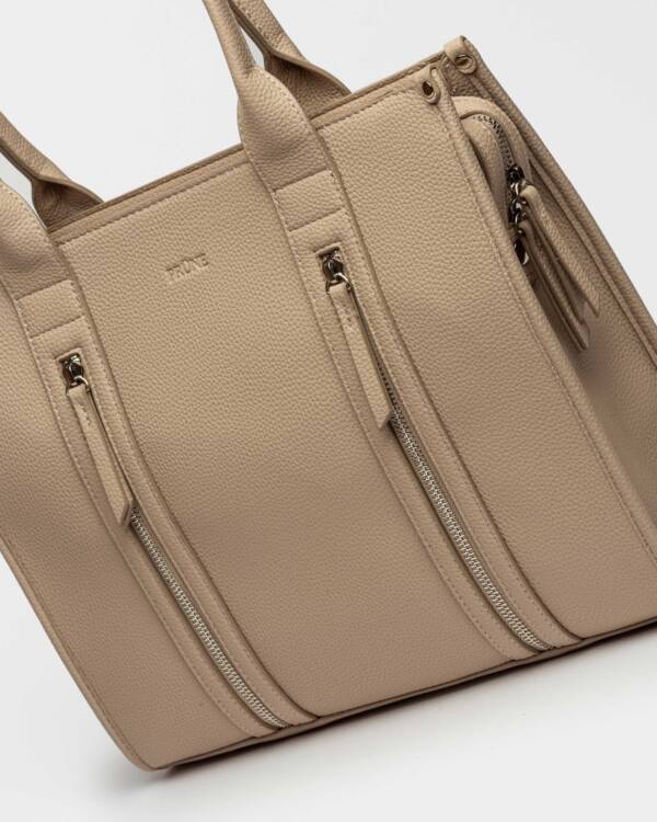 PRÜNE SHOPPER OAK EN EFECTO CUERO GRANEADO - Image 3