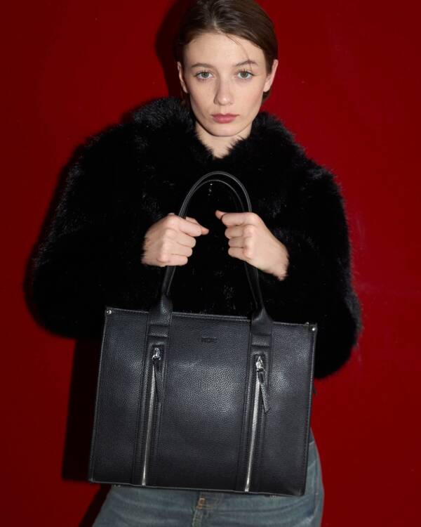 PRÜNE SHOPPER OAK EN EFECTO CUERO GRANEADO - Image 2