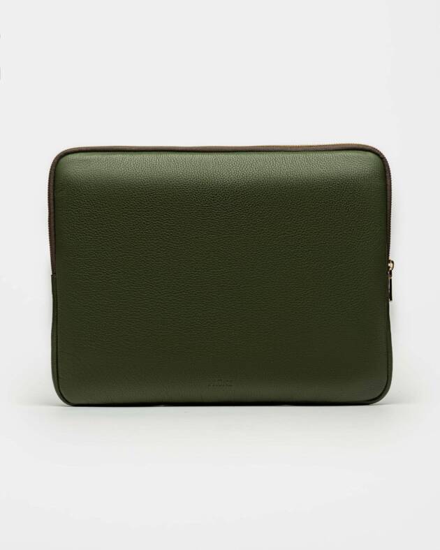 PRÜNE PORTA LAPTOP BERRY EN CUERO GRANEADO