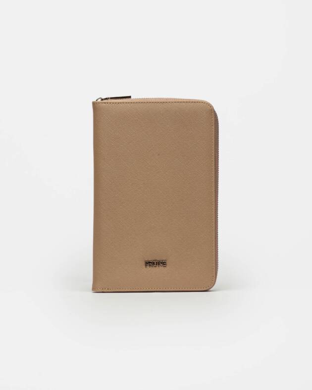 PRÜNE PORTA PASAPORTE TRAVEL EN EFECTO CUERO SAFFIANO