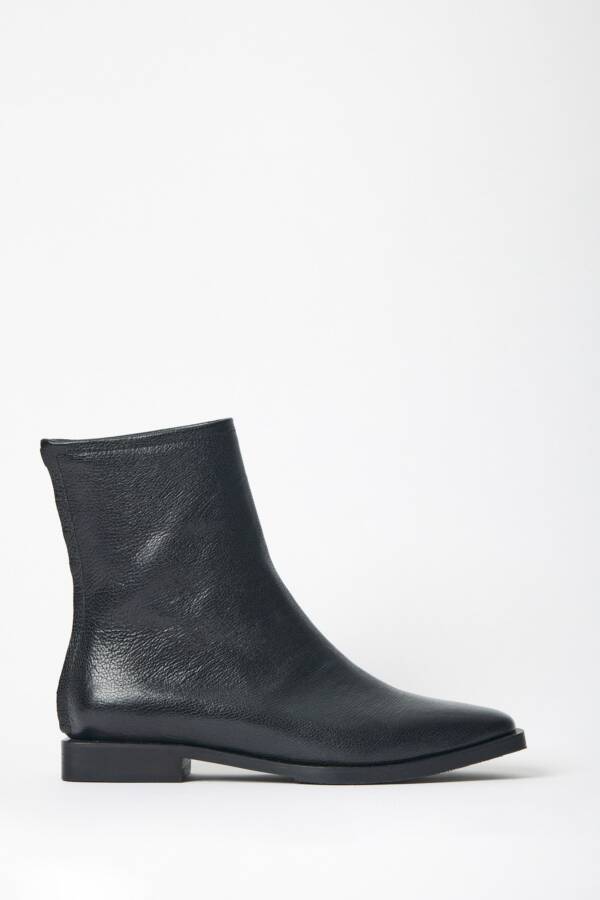 MISHKA BOTA CLEO - Image 2
