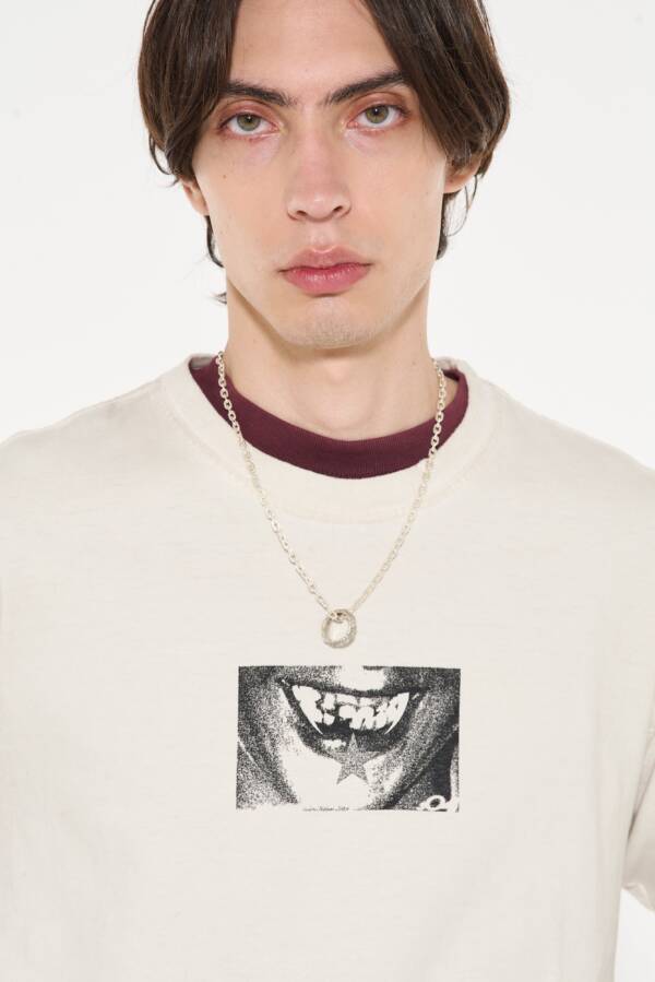 AY NOT DEAD REMERA NOWHERE TO BE - Image 4