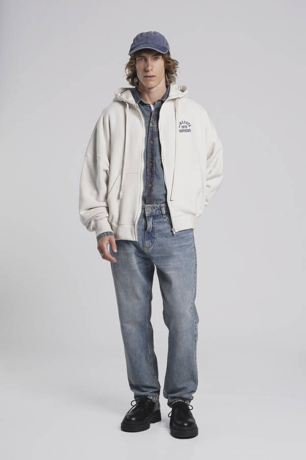 BATUK CAMPERA FRISA ESTAMPADA DASHER - Image 3