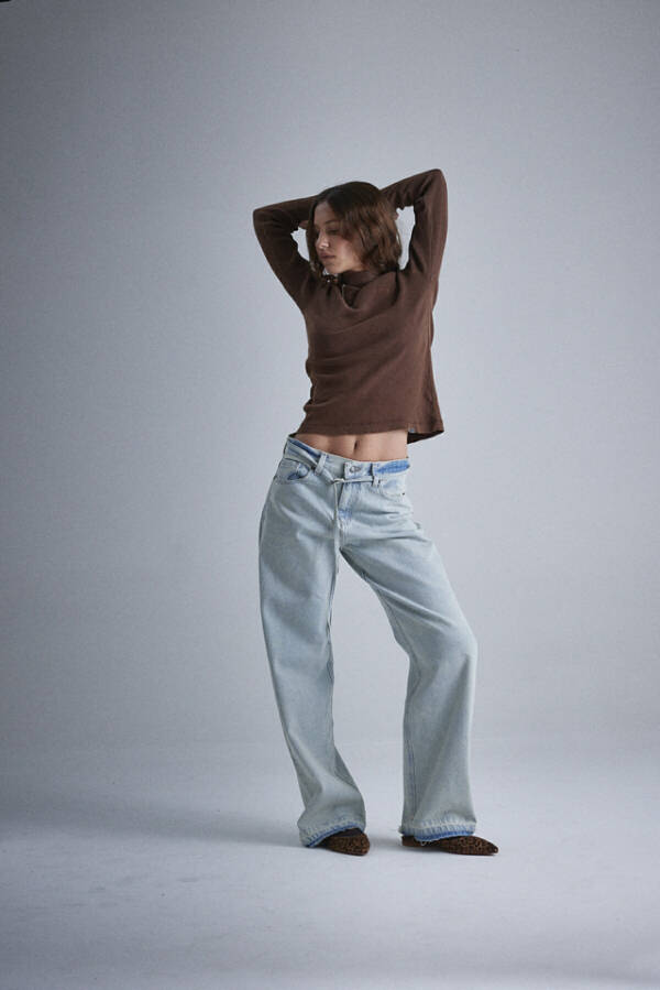 HARVEY WILLYS REMERA ML SUPER FIT BROWN - Image 4