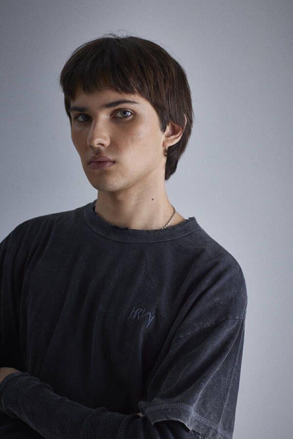 HARVEY WILLYS REMERA TRASHER IN PRAESENTIAL ACID GREY - Image 4