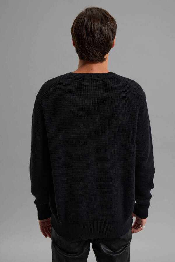 HERENCIA SWEATER BÁSICO H - Image 4