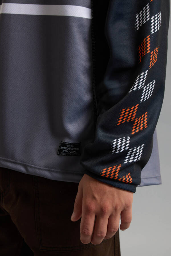 HERENCIA REMERA ML CROSS 06 - Image 6