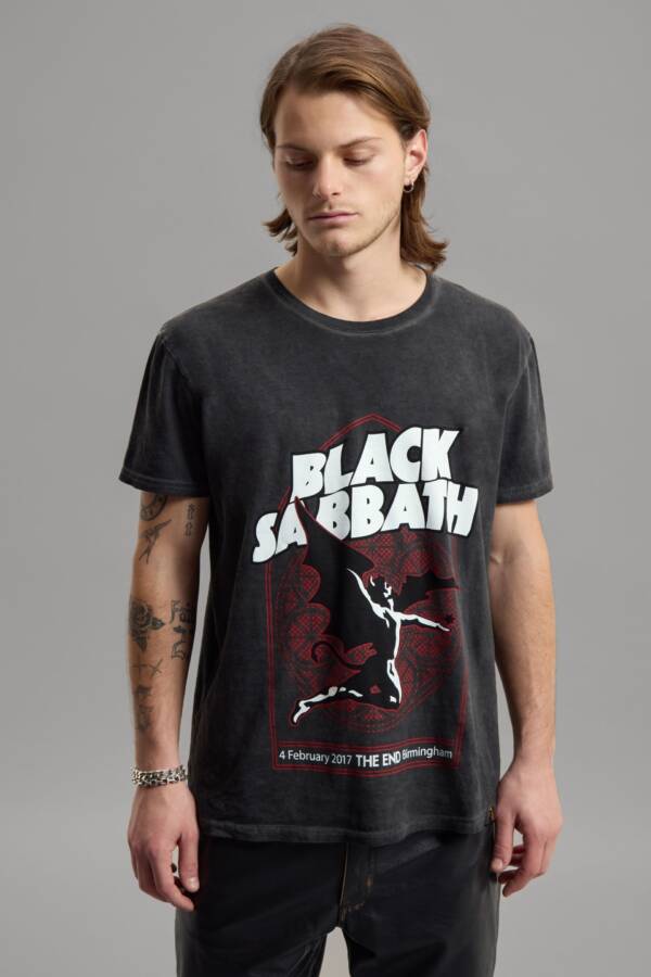 HERENCIA REMERA BLACK SABBATH 01