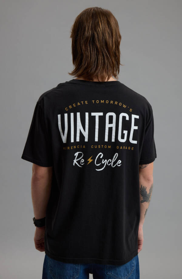 HERENCIA REMERA RE-CYCLE 02