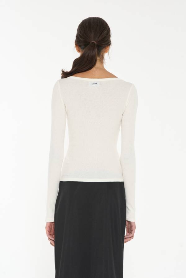 AY NOT DEAD REMERA ML JANE - Image 6
