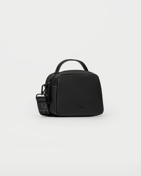 PRÜNE MINI BAG RUBBER EN EFECTO RUBBER MATTE - Image 6