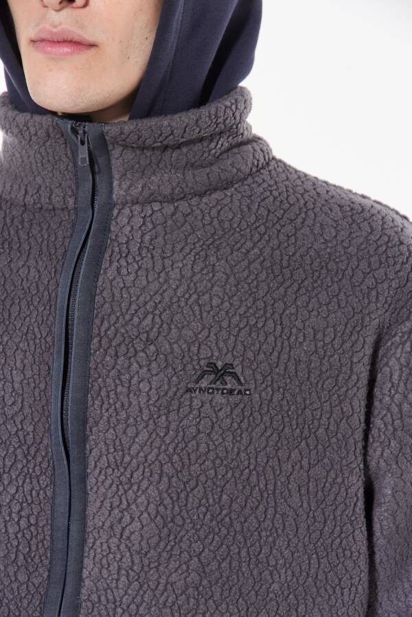 AY NOT DEAD CAMPERA SHERPA - Image 5