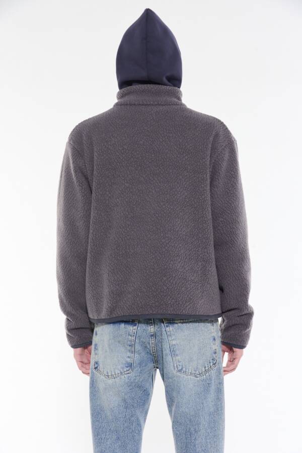 AY NOT DEAD CAMPERA SHERPA - Image 6