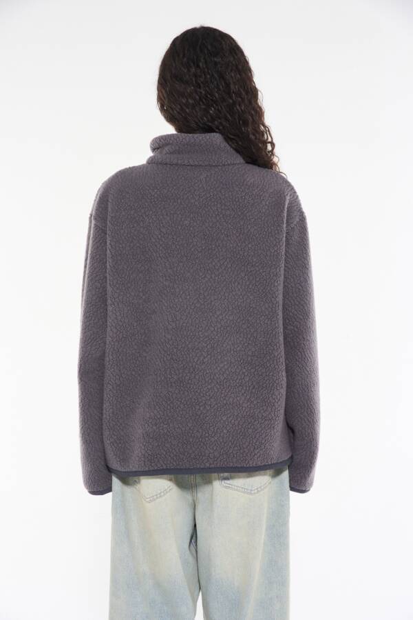 AY NOT DEAD CAMPERA SHERPA - Image 7