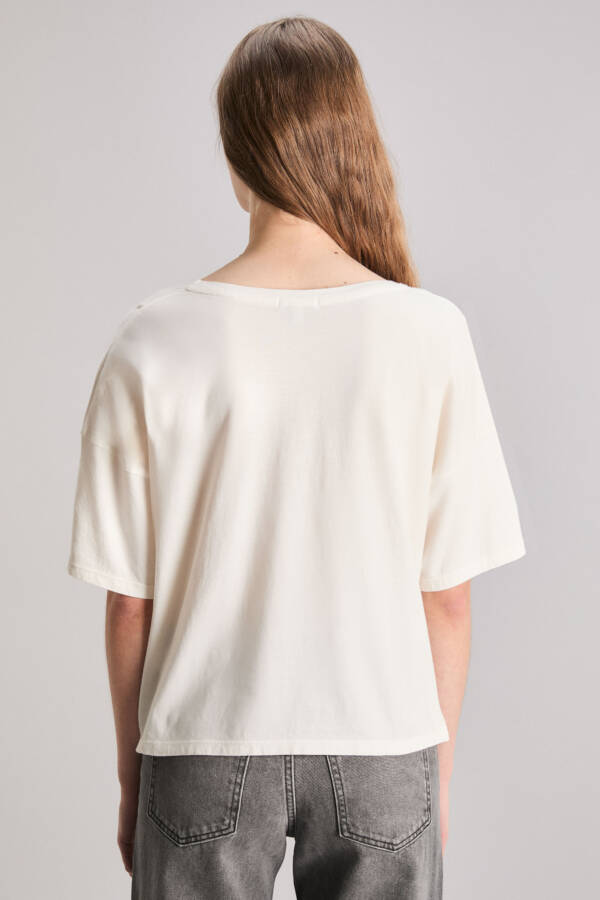 KOSIUKO REMERA FAVORITE OUTFIT - Image 2