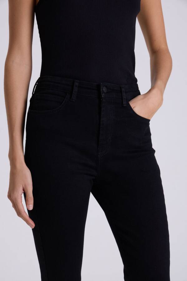 MARIA CHER SKINNY SHERRY NEGRO NEGRO - Image 2