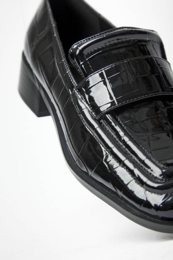 MISHKA MOCASIN KEATON - Image 5