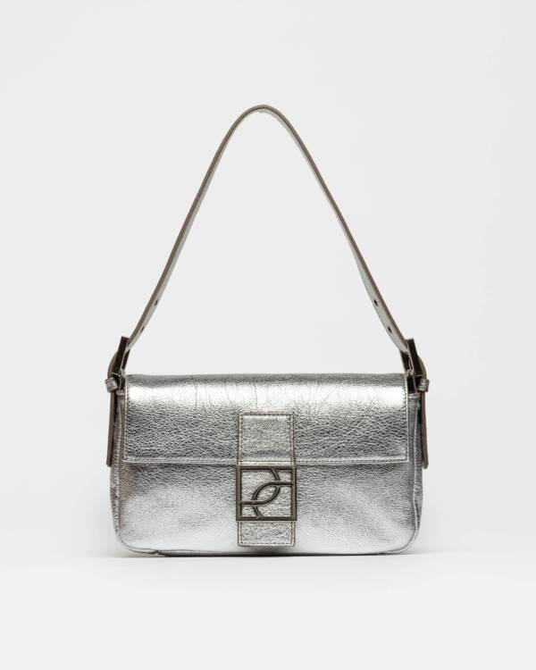PRÜNE CARTERA AL HOMBRO SIGNATURE EN CUERO GRANEADO METALIZADO