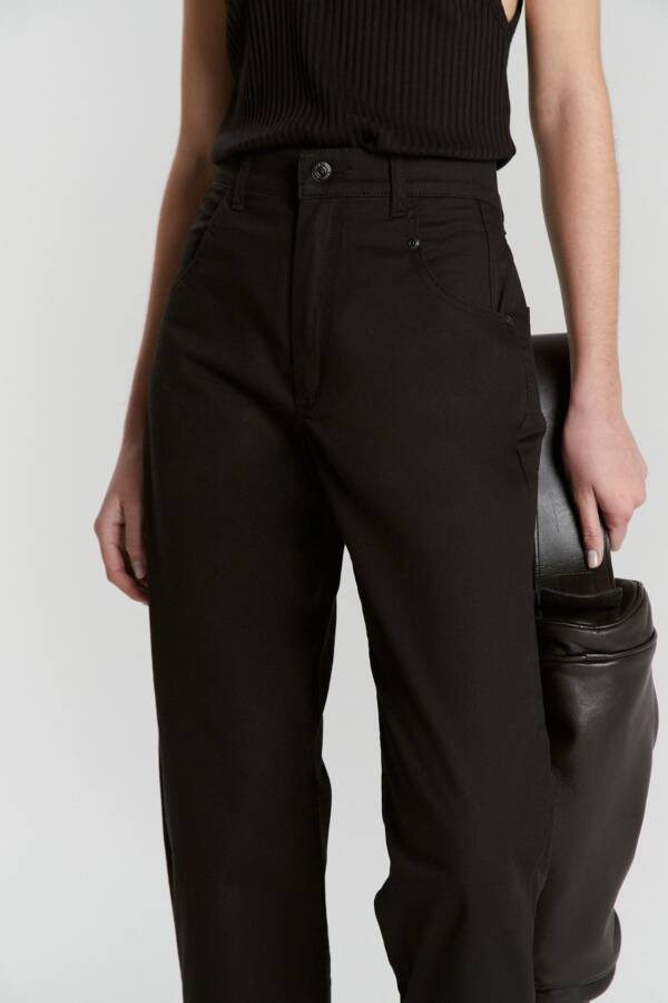 MARIA CHER STRAIGHT ATENAS NEGRO - Image 2