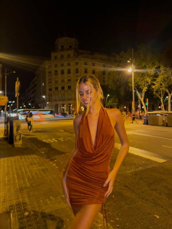 MARIA ANTONIETA VESTIDO VESPER CORTO IMPORTADO - Image 2