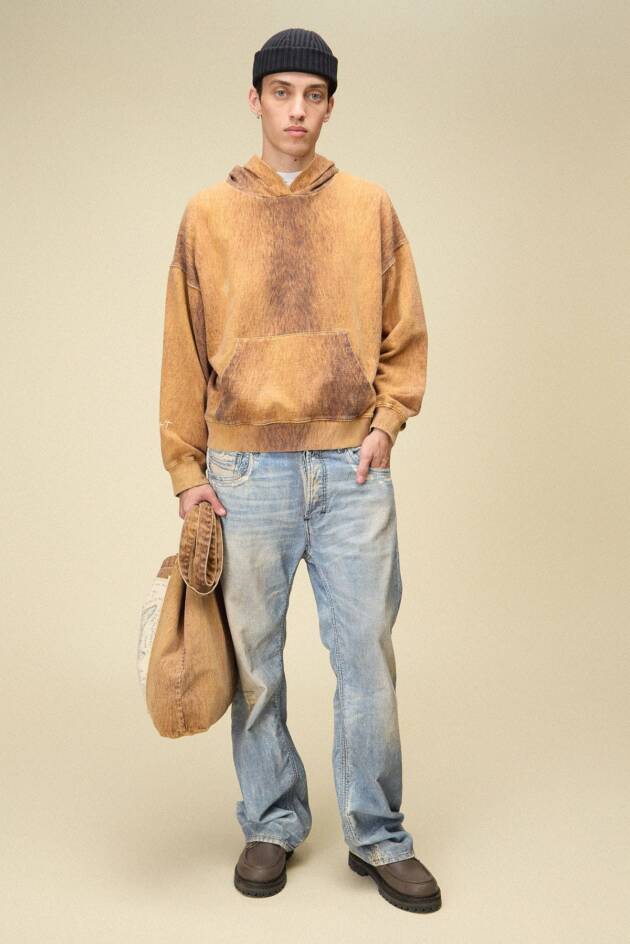 BOWEN FOX HOODIE