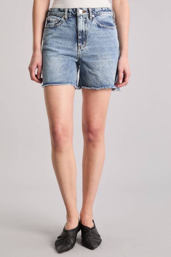 KOSIUKO SHORT TASH SNOW - Image 3