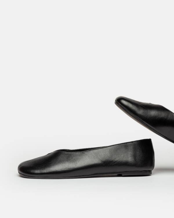 PRÜNE BALLERINA CIRA EN CUERO LISO - Image 4