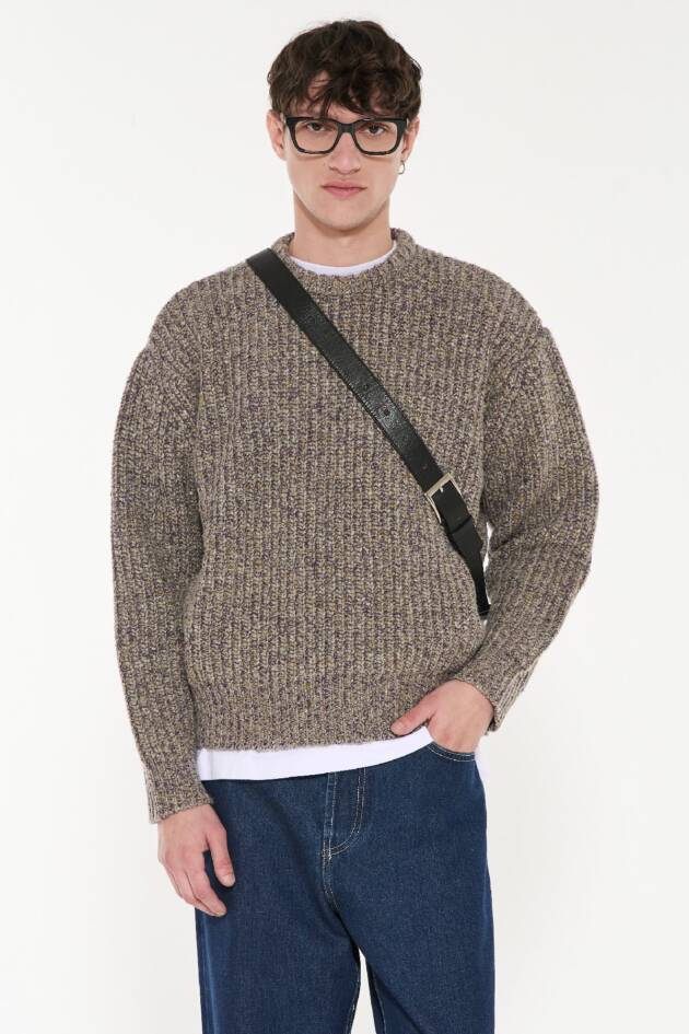 AY NOT DEAD SWEATER NEW ALBARN